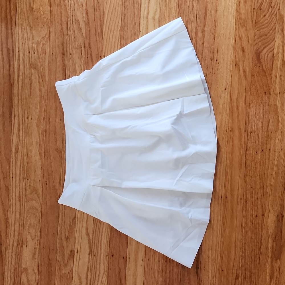 Brand New Nike Dri-Fit Golf Skort DD0350-100 Medium White Tennis